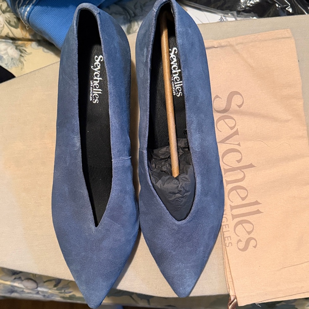 Seychelles Women's Elegant Blue Heels